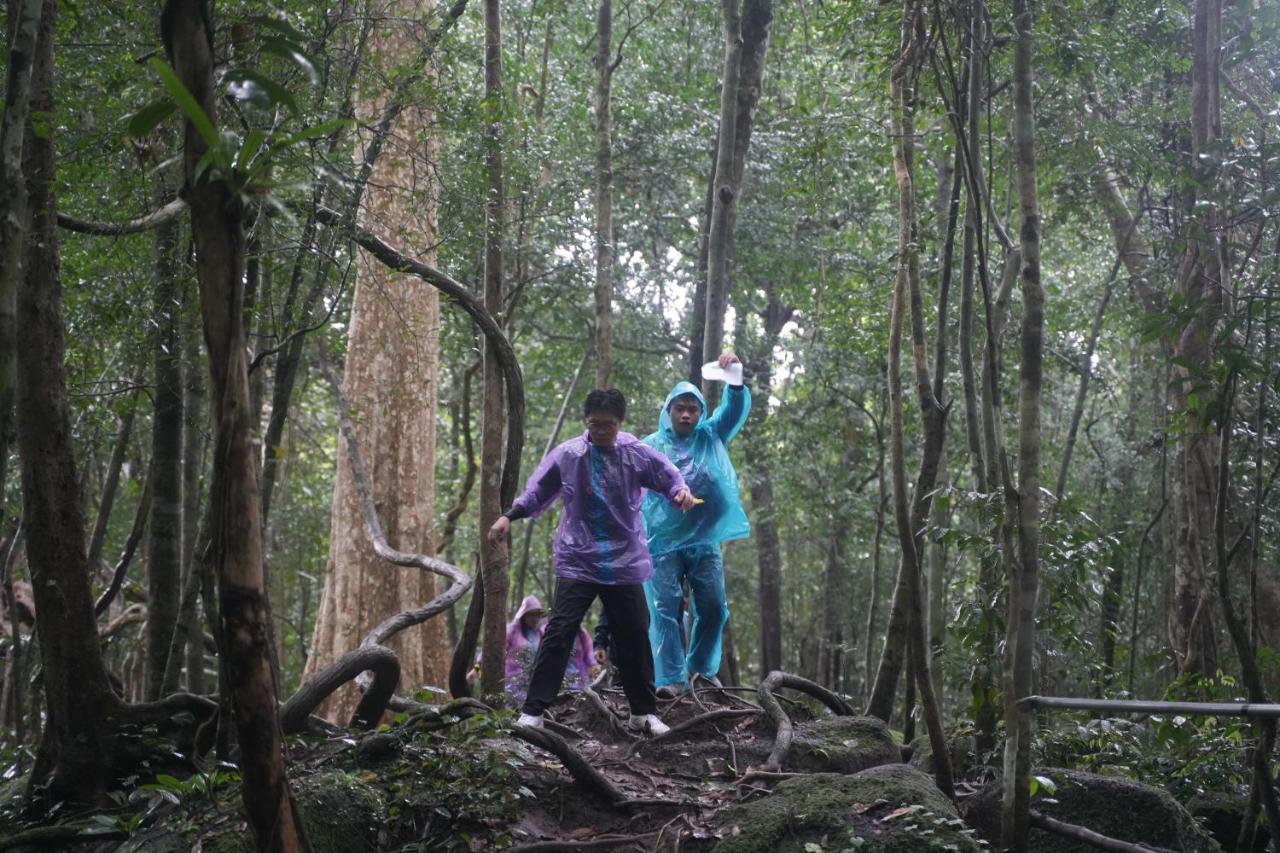 Cat Tien Farmer Lodge Quan Tom Exterior photo