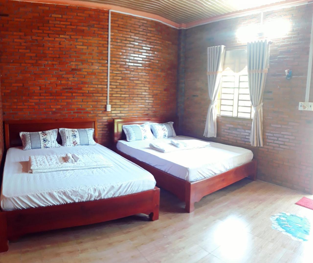 Cat Tien Farmer Lodge Quan Tom Exterior photo